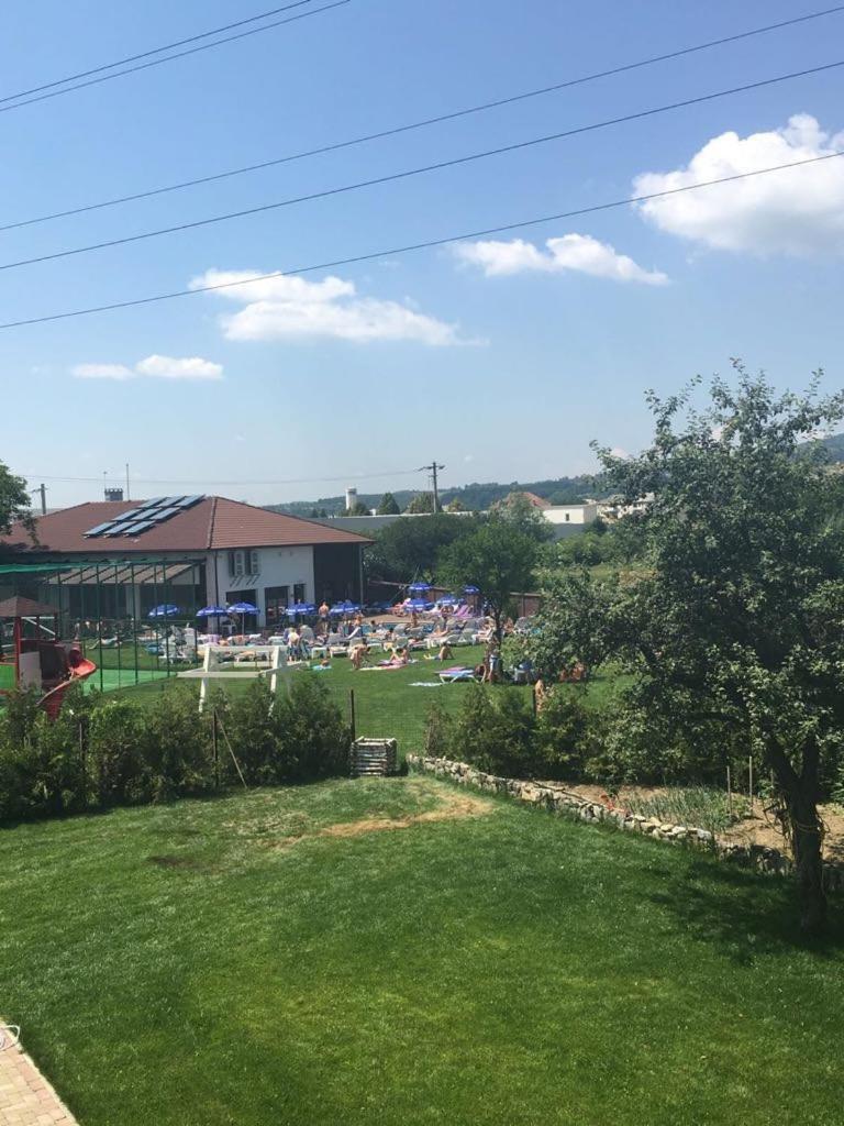 Pensiunea Ursa Hotell Bistrita Bargaului Exteriör bild